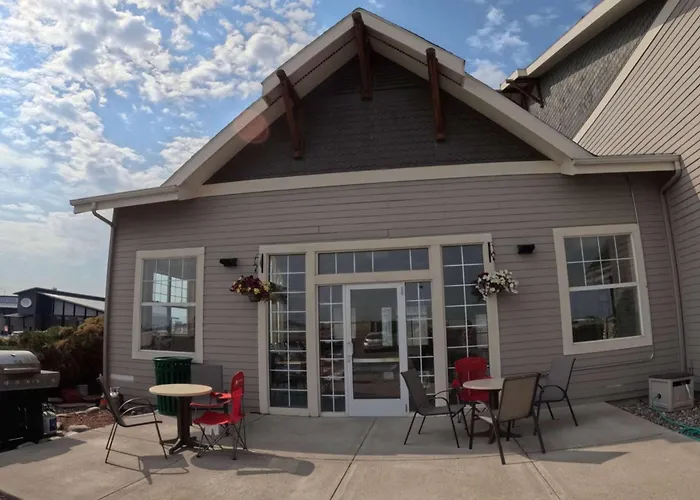 La Quinta Inn & Suites by Wyndham Belgrade - Bozeman Airport