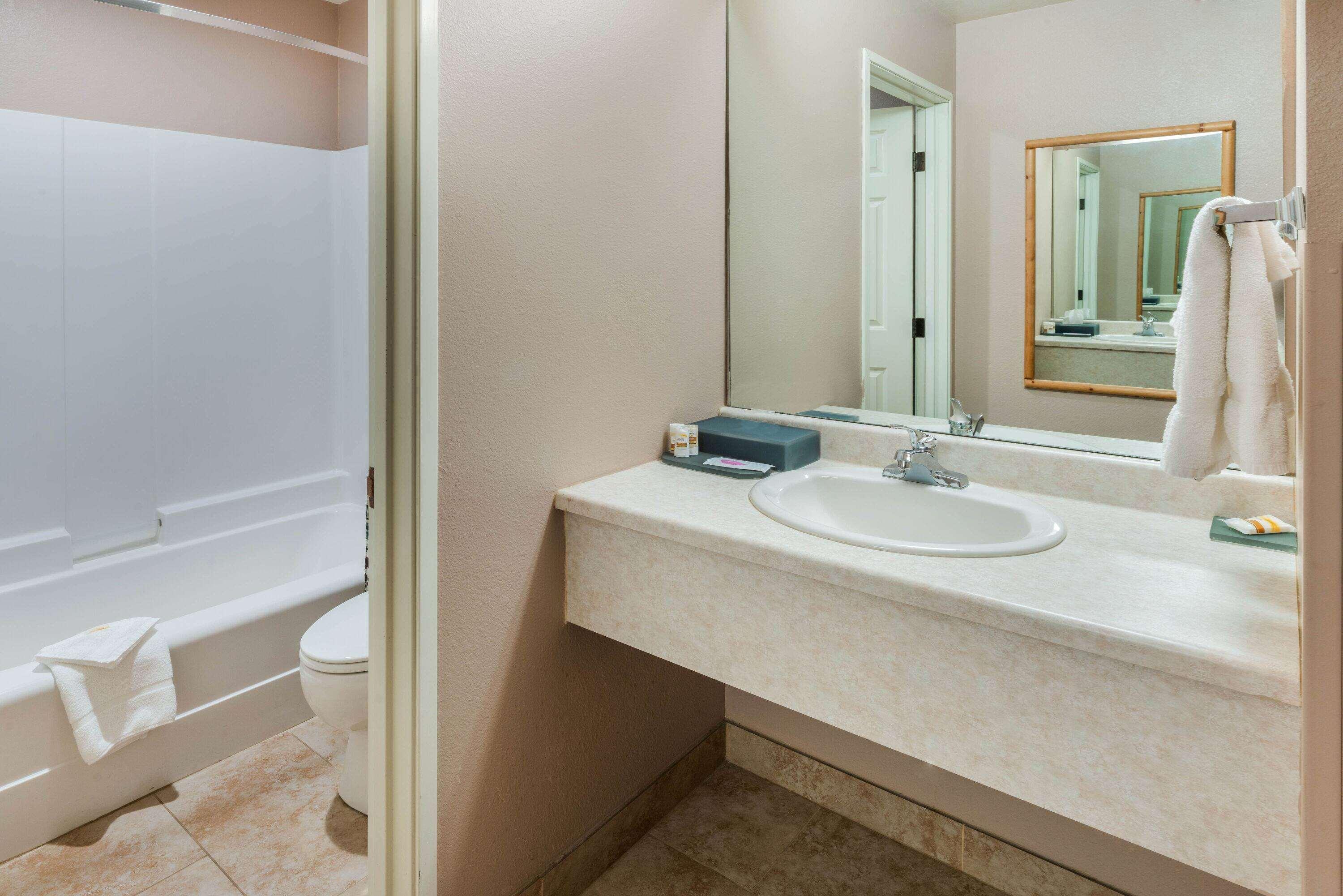 Hotel La Quinta By Wyndham - Bozeman Airport